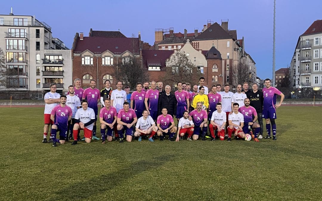 Freundschaftsspiel gegen das Dominikus-Ringeisen-Werk